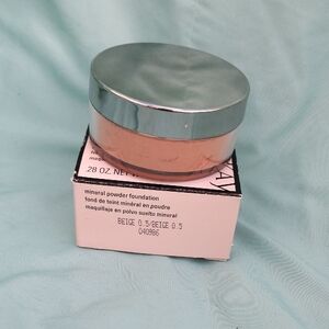 Mary Kay Mineral Powder Foundation - Beige